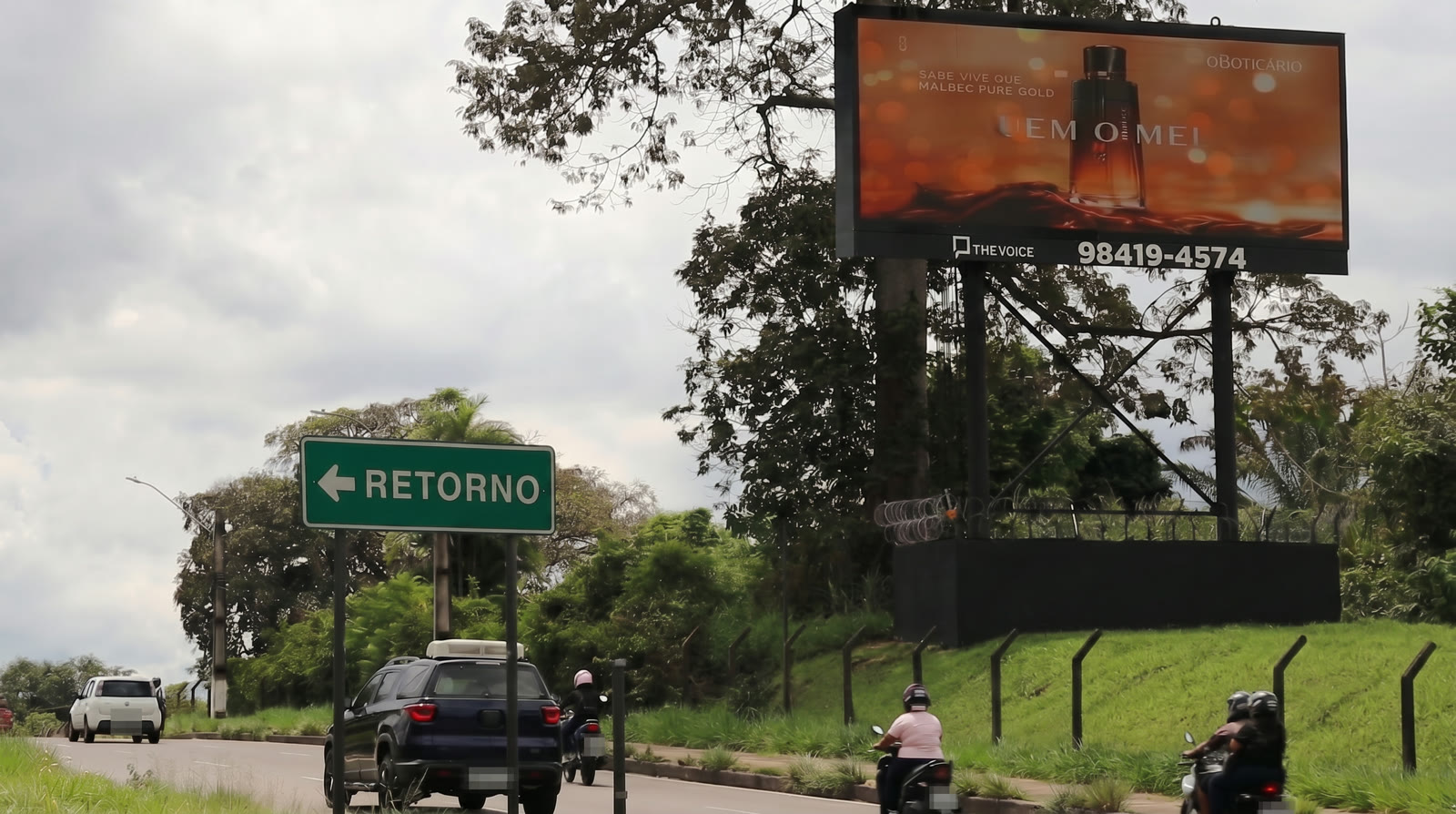 Painel de LED em Av. G. José Lindoso (Torres), S/N — Parque Dez